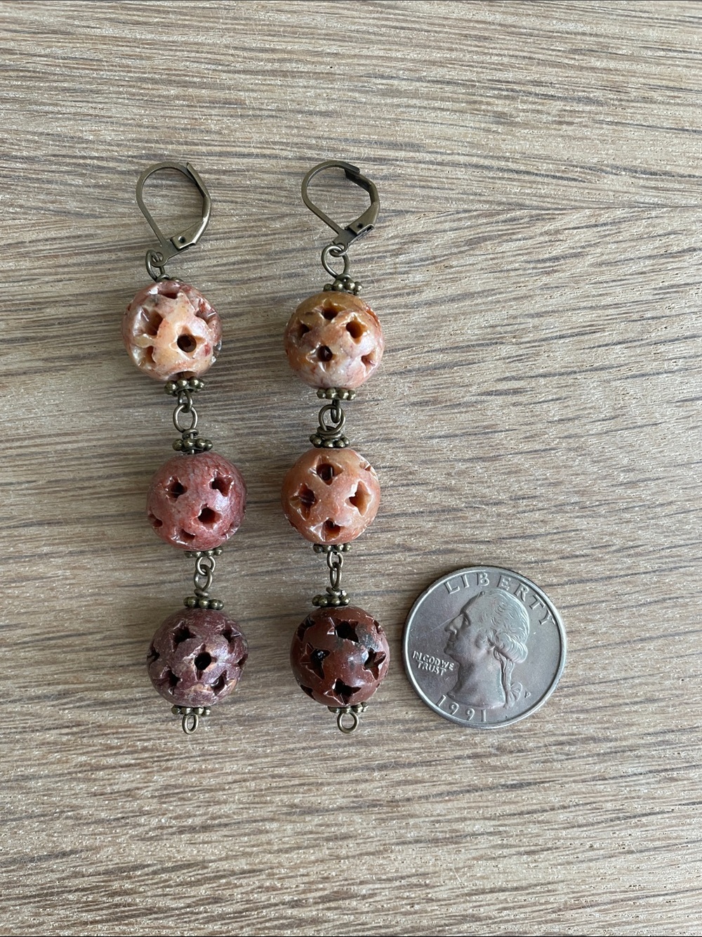 HAND CRAFTED CARVED SOAPSTONE TIERED BOHO BALL DROP DANGLE EARRINGS - Picture 8 of 12